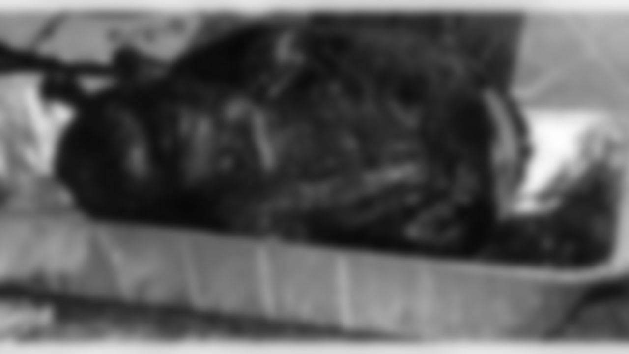 jforsett[Justin Forsett]: This is not Cajun turkey this is burnt!! Stop the lies on Thanksgiving lol