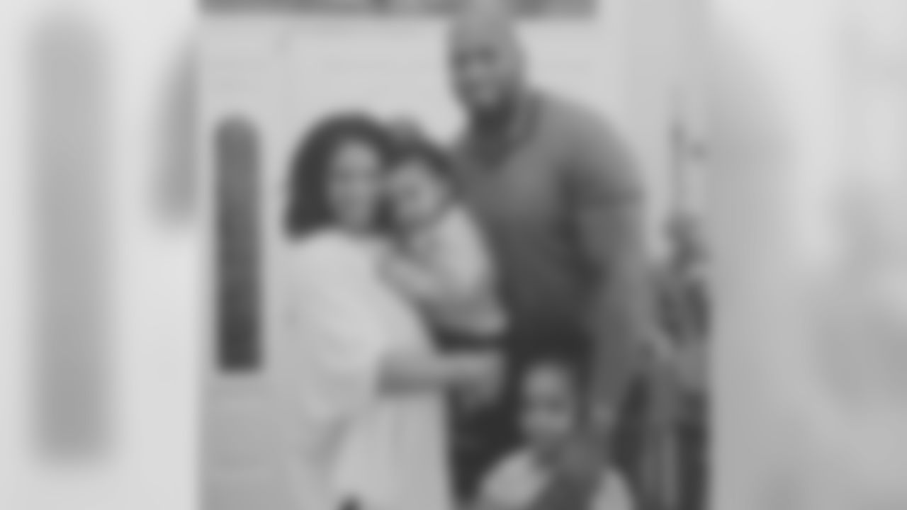 eugenemonroe60[Eugene Monroe]: Happy Holidays from the Monroe Family!