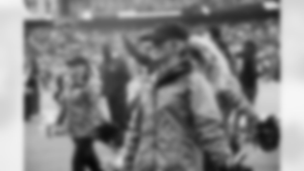 Cheer_VS_Steelers-136