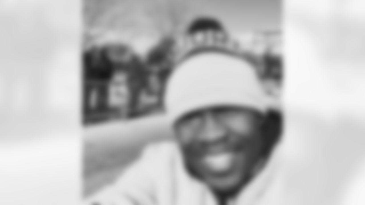 jforsett[Justin Forsett]: Martin Luther Day Parade #GrandMarshal