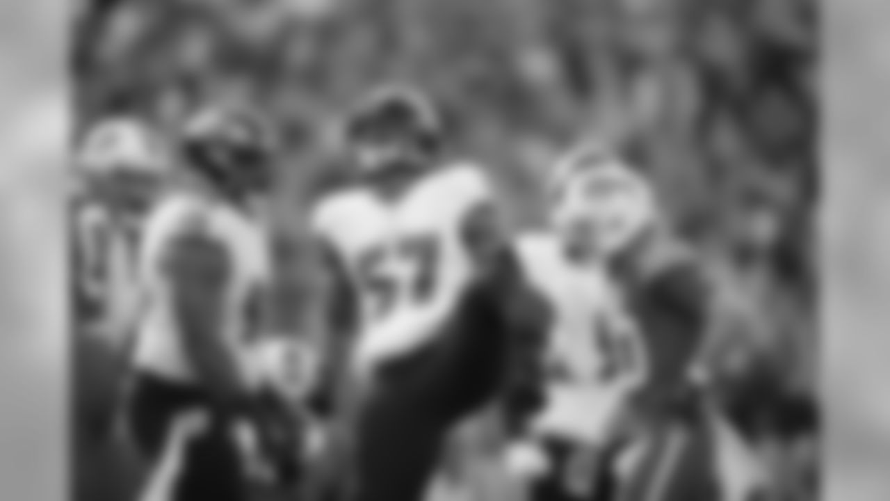 ILB Josh Bynes