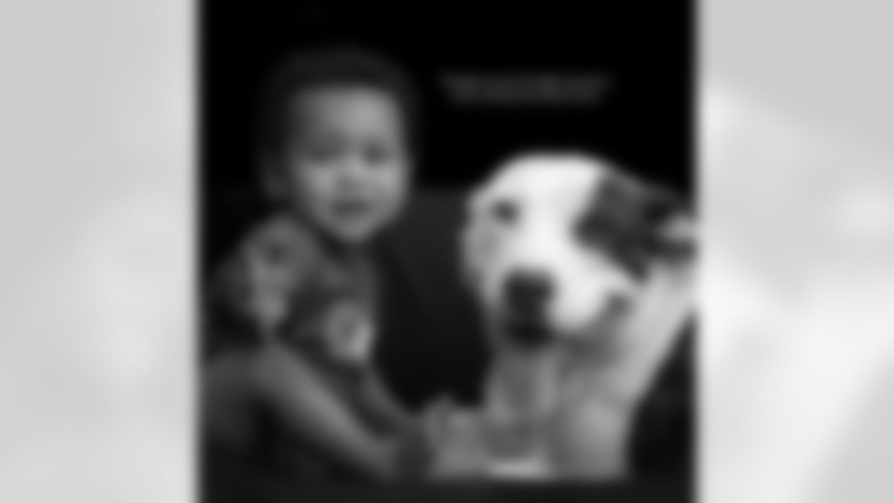 torreysmithwr[Torrey Smith]:Mama's said vote for Torrey https://photosearch.gerber.com ID# 330310