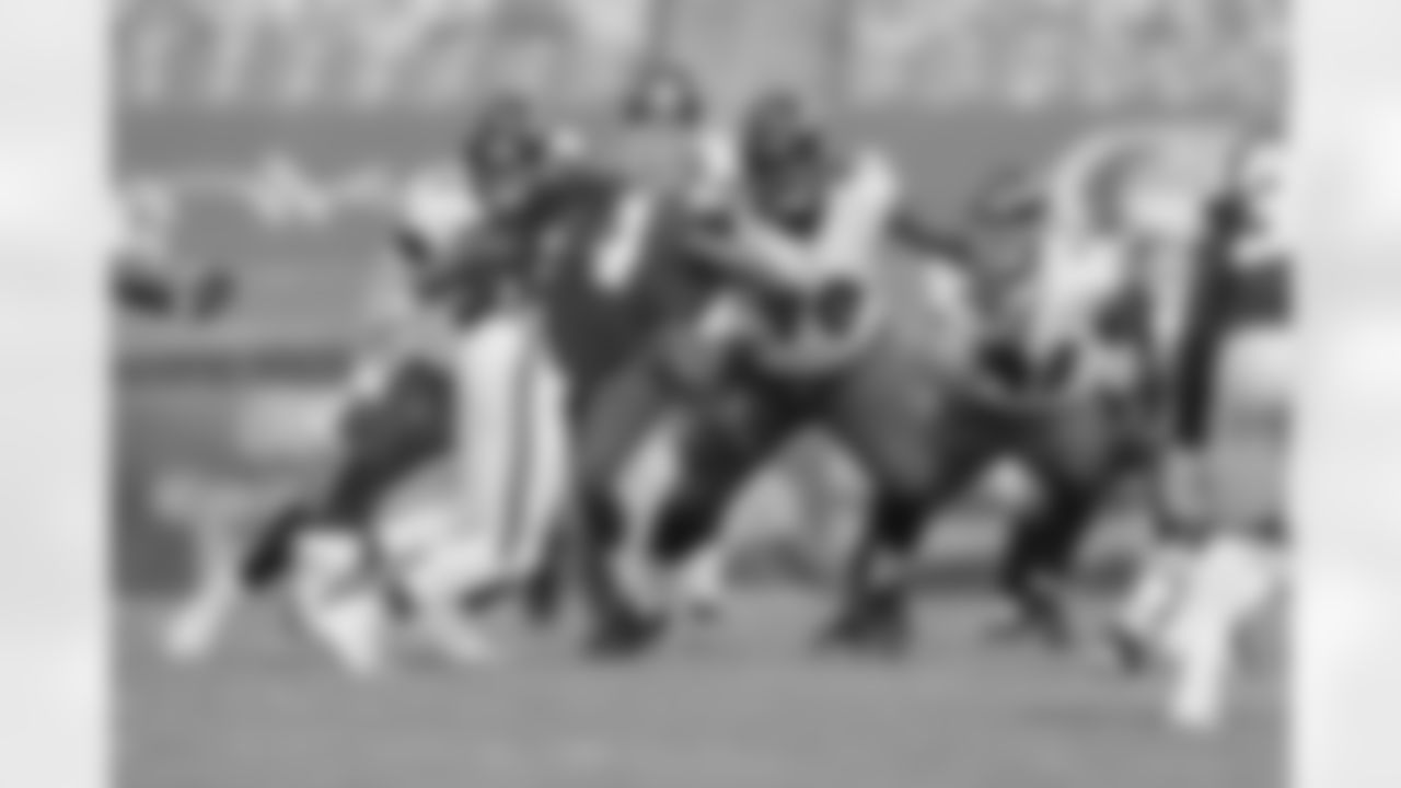 G D.J. Fluker