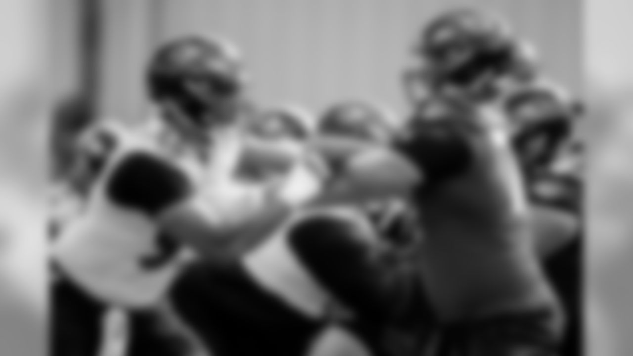 DE Chris Wormley & C Bradley Bozeman