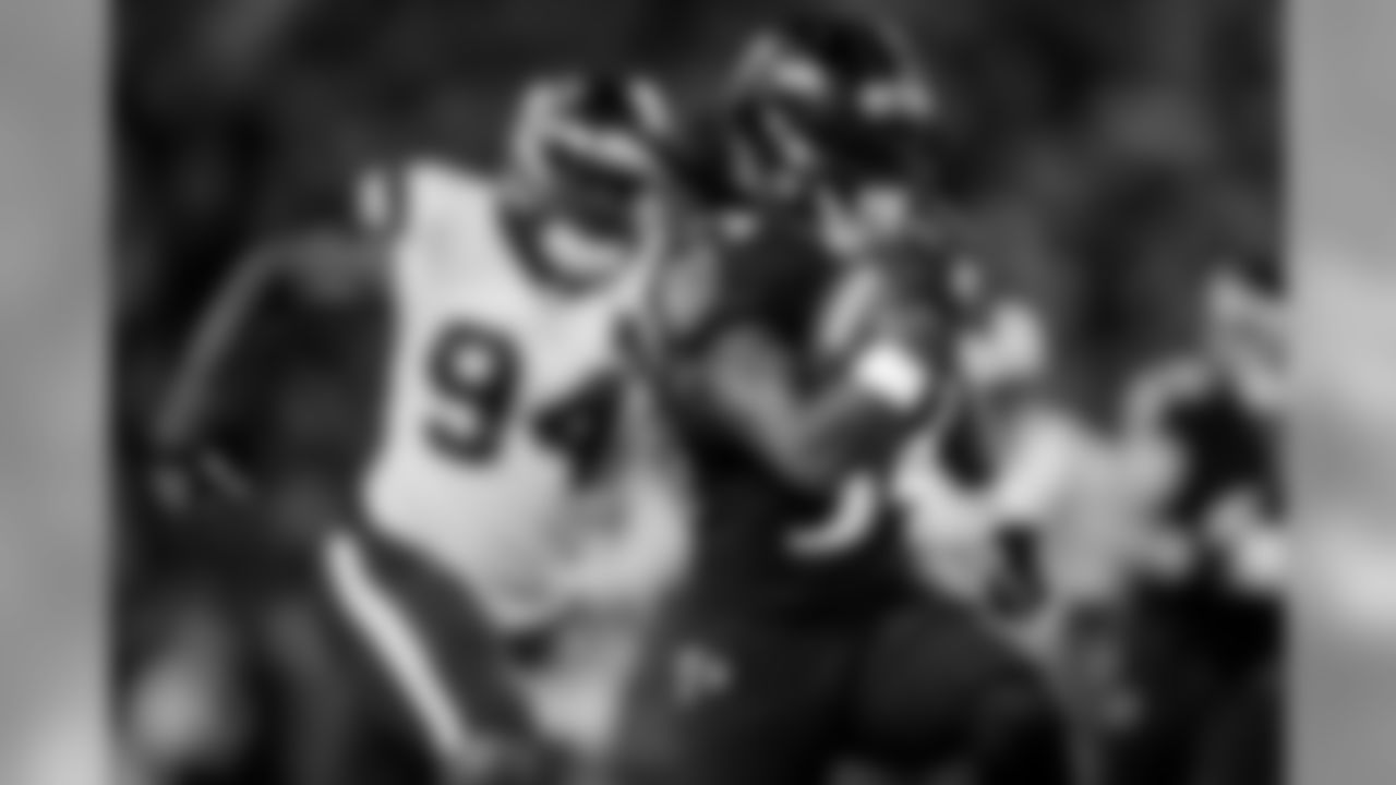 RB Alex Collins