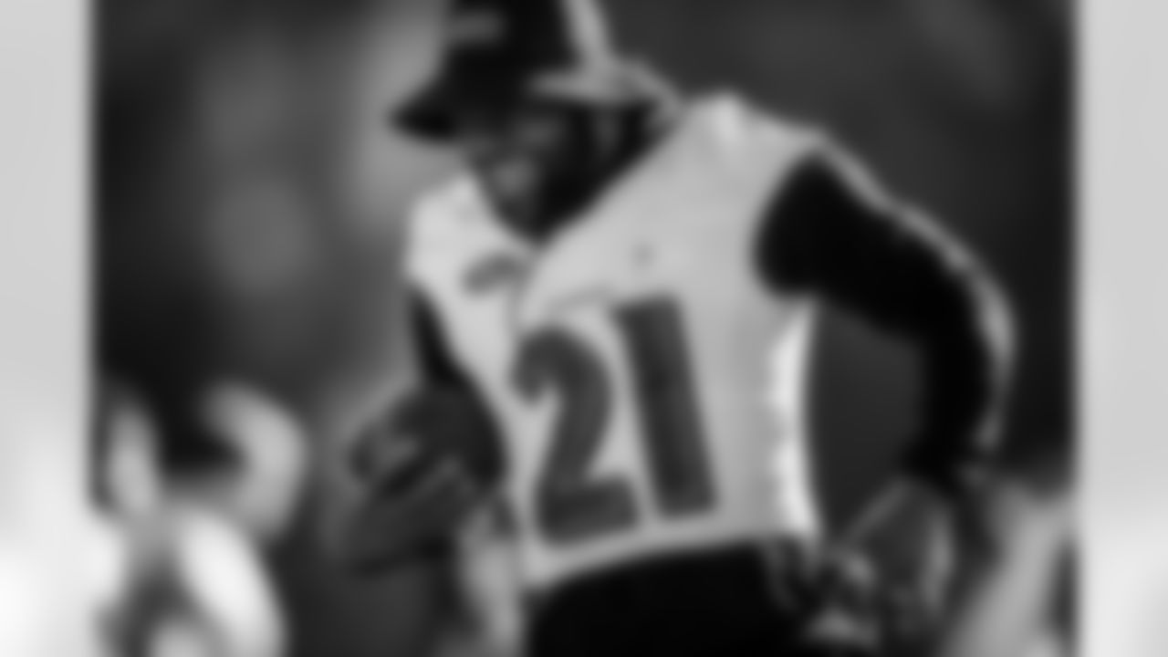 RB Mark Ingram II