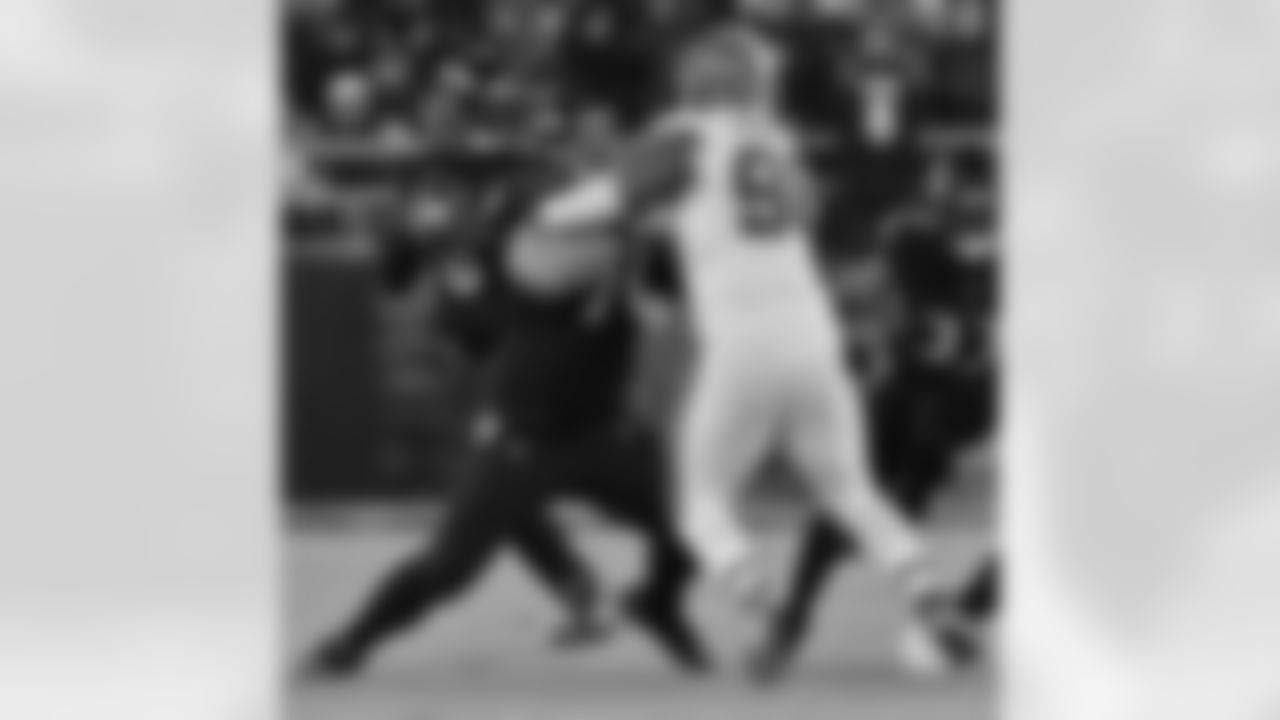G Kevin Zeitler
The 10-year veteran is having his finest season yet in his first year as a Raven. He hasn't allowed a single sack or hit this season in 558 pass blocking snaps. No other player with at least 250 pass blocking snaps have blanked their opponents in both categories. Zeitler has also helped pave the way for the league's third-ranked rushing attack despite having several right tackles playing beside him.