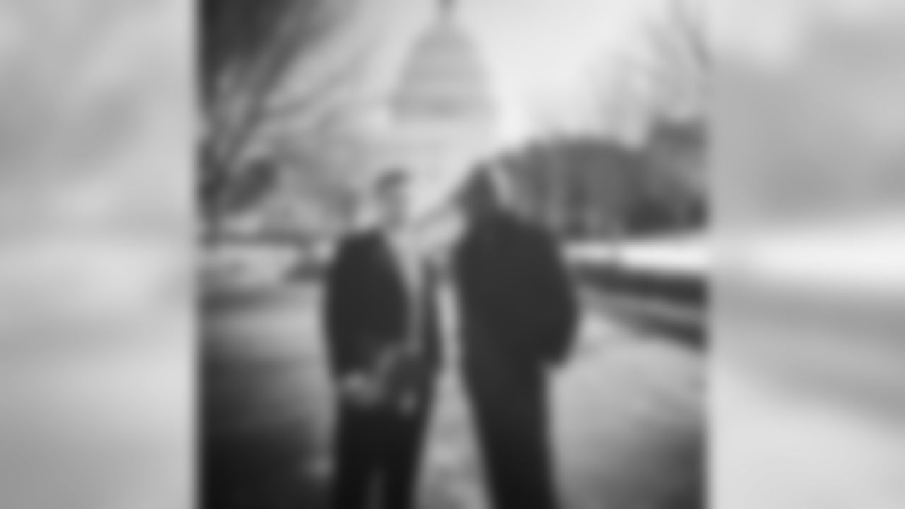 l_webb21 [Lardarius Webb]: Out here for @underarmour with @pfsagency lobbying congress for a bigger budget for physical education in schools. #SFIANHTF14