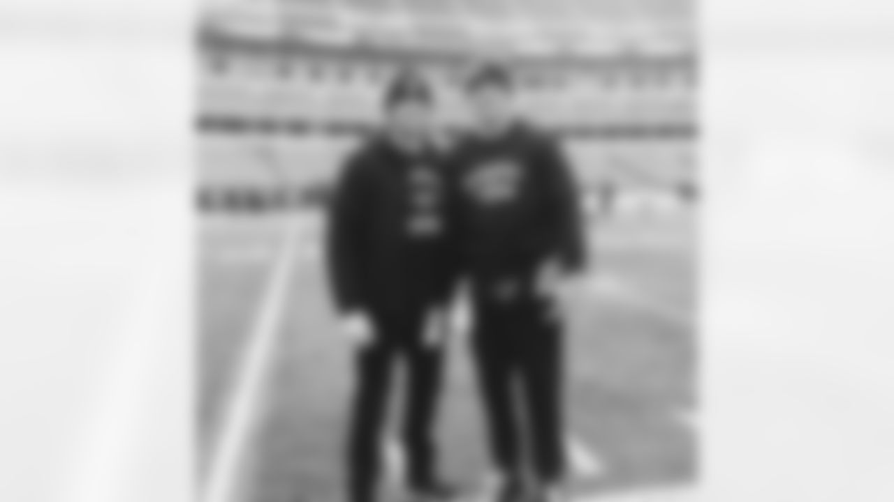 15rmallett [Ryan Mallett]: My brother from another mother. Glad you got to come through today.