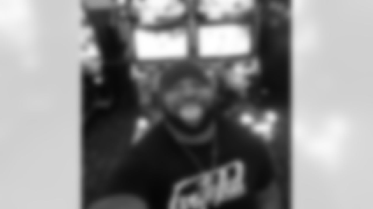 brandonw_66 [Brandon WIlliams]: Thanks to @daveandbusters Arundel Mills for Always hookin us up! #GoingHAM #SNOCROSS #MARIOKART #WhereTheWildThingsAre