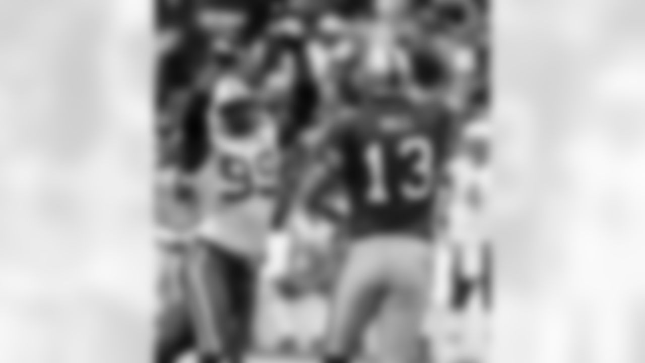 2002 – DE Bryan Thomas, New York Jets