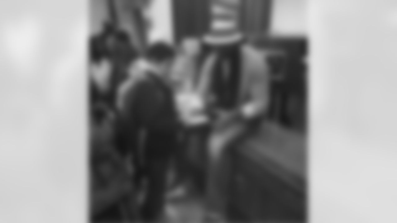 chriscanty99 [Chris Canty]: Had an awesome time today at Jonas Bronck Elementary School reading to the students and donating books to promote literacy and reading comprehension. Shouts to all of the staff and volunteers who made today possible. #AwesomeKids #Oh,ThePlacesThey'llGo! #ChrisCantyFoundation #CCF #ReadingBuddies