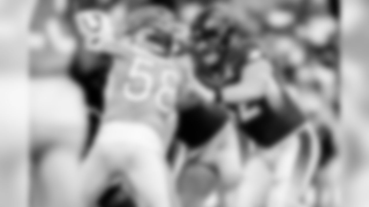 Fullback/defensive lineman Patrick Ricard blocks Tampa Bay Buccaneers outside linebacker Shaquil Barrett at the 2020 Pro Bowl game, Sunday, Jan. 26, 2020 in Orlando, Fla.