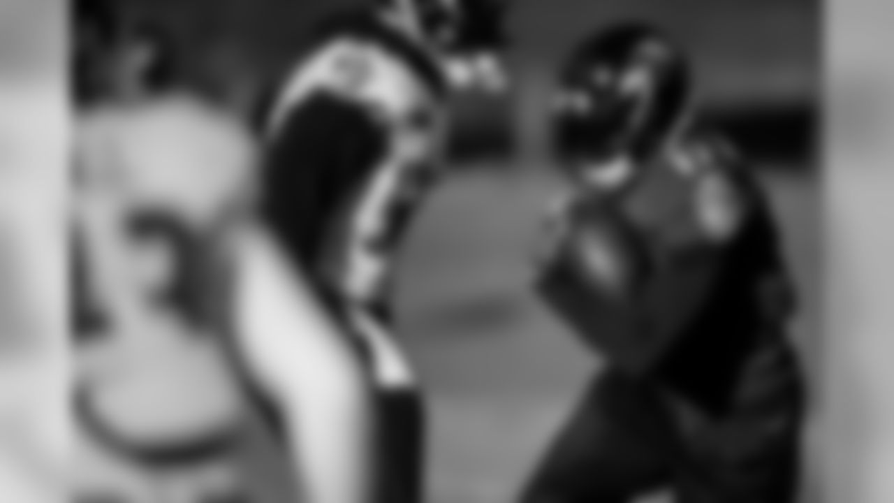 WR Mike Wallace