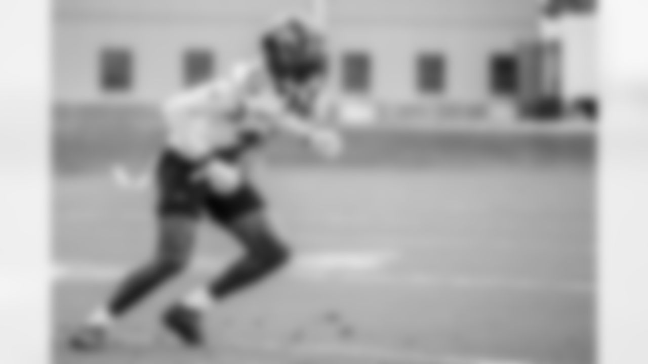 CB Tavon Young