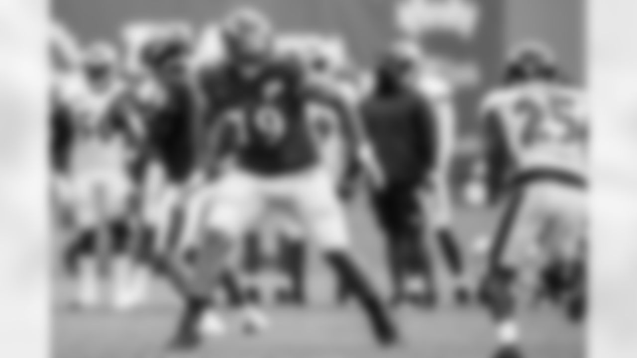 Ronnie Stanley Is Nearing a Return
The best news for the offensive line is that All-Pro left tackle Ronnie Stanley returned to the field for his first action since suffering a major ankle injury last year. Stanley did individual drills on Monday and Wednesday, going every other day for now. The Ravens will probably ramp up his work next week as Stanley aims to be ready for Week 1.