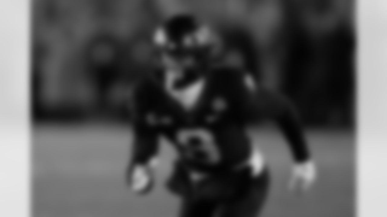 WR Xavier Hutchinson, Iowa State
Hutchinson's numbers improved every season and he stands in around 6-foot-2. Last season, he posted 107 receptions for 1,171 yards and six touchdowns, making him a finalist for the Biletnikoff Award. He'll have to show in practice that he can use his big size to consistently make plays downfield. He's currently seen as a third-round prospect.
