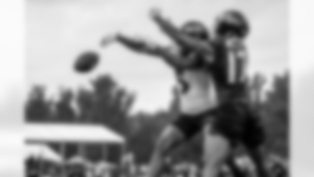 CB Jalyn Armour-Davis & WR Devon Williams