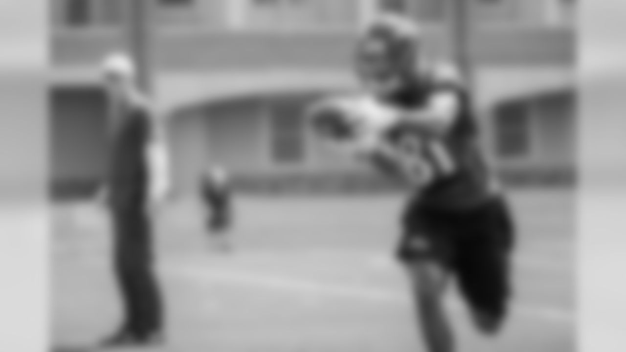 WR Cam Worthy