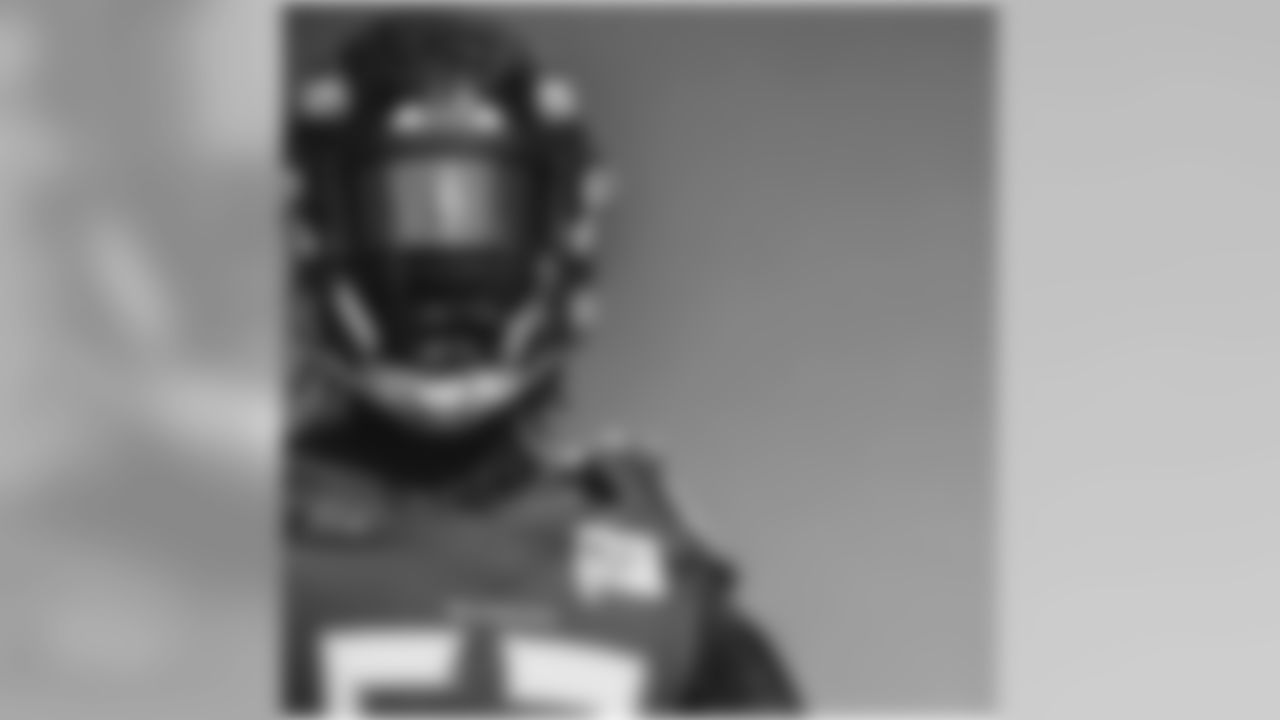 mosley32rtr [C.J. Mosley] My vision exceeds your perception…