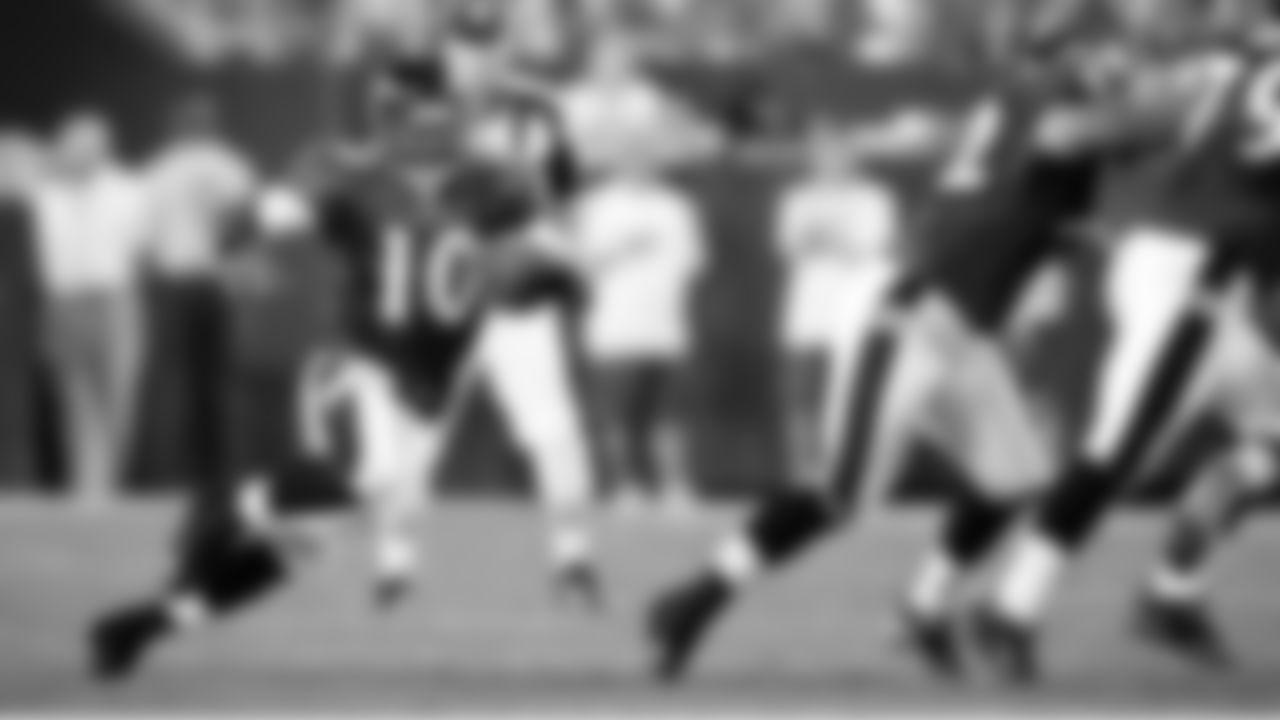 Images from the Ravens' 23-3 win over the Washington Redskins at FedEx Field on Saturday, Aug. 21, 2010.