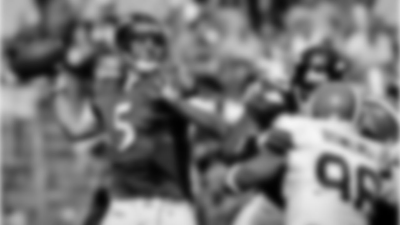 Images from the Ravens' 34-3 win over the Cleveland Browns on Sept. 27, 2009.
