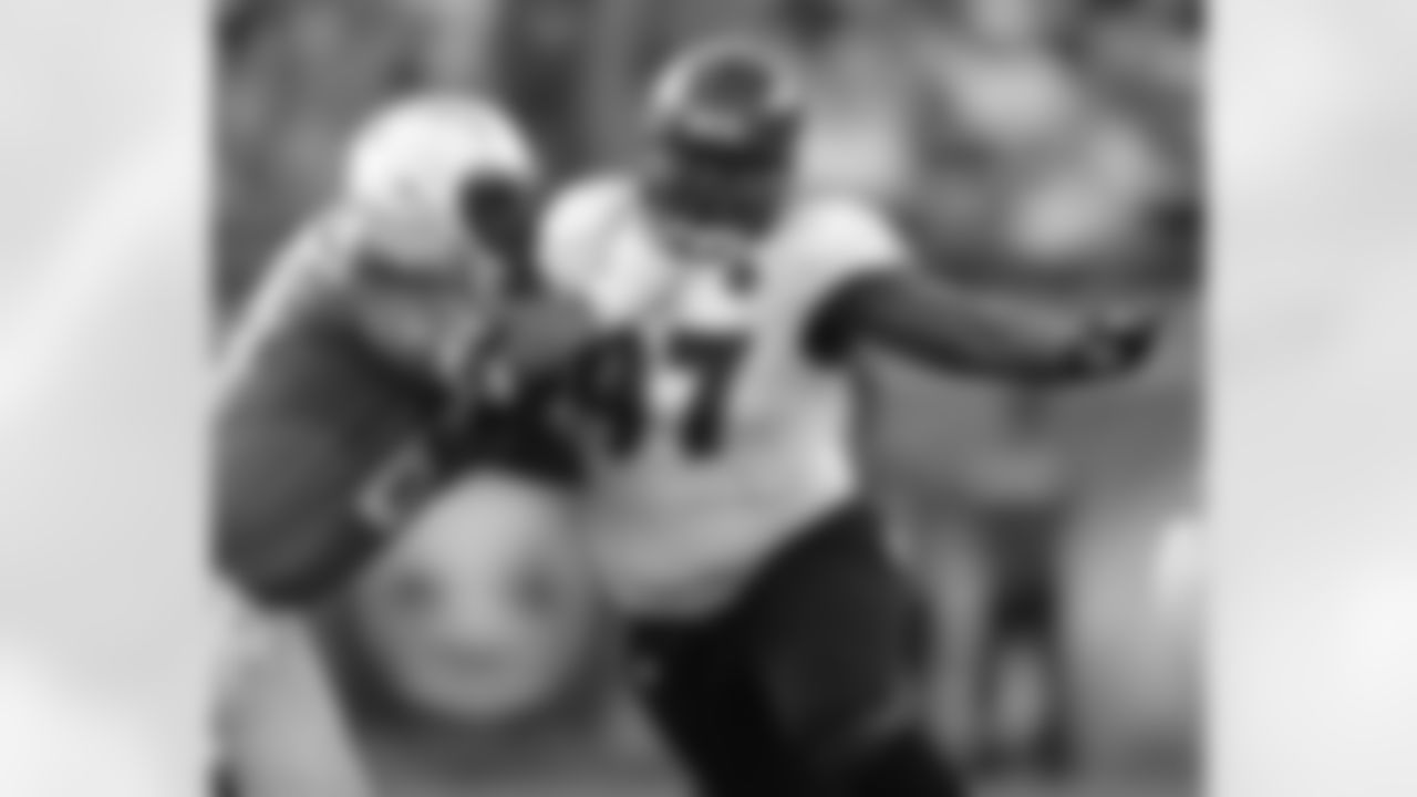 Jones has made significant strides the last two seasons, developing into a quality run stuffer who also has some pass-rush ability. He notched 4.5 sacks last season and added another one in the playoffs. He will compete for a starting job on the defensive line, competing with Chris Canty, Marcus Spears and DeAngelo Tyson for playing time. The Ravens gave Jones a second-round restricted free agent tender this offseason, showing their belief in him. He's on a one-year deal playing for a contract, which can be a significant motivator.