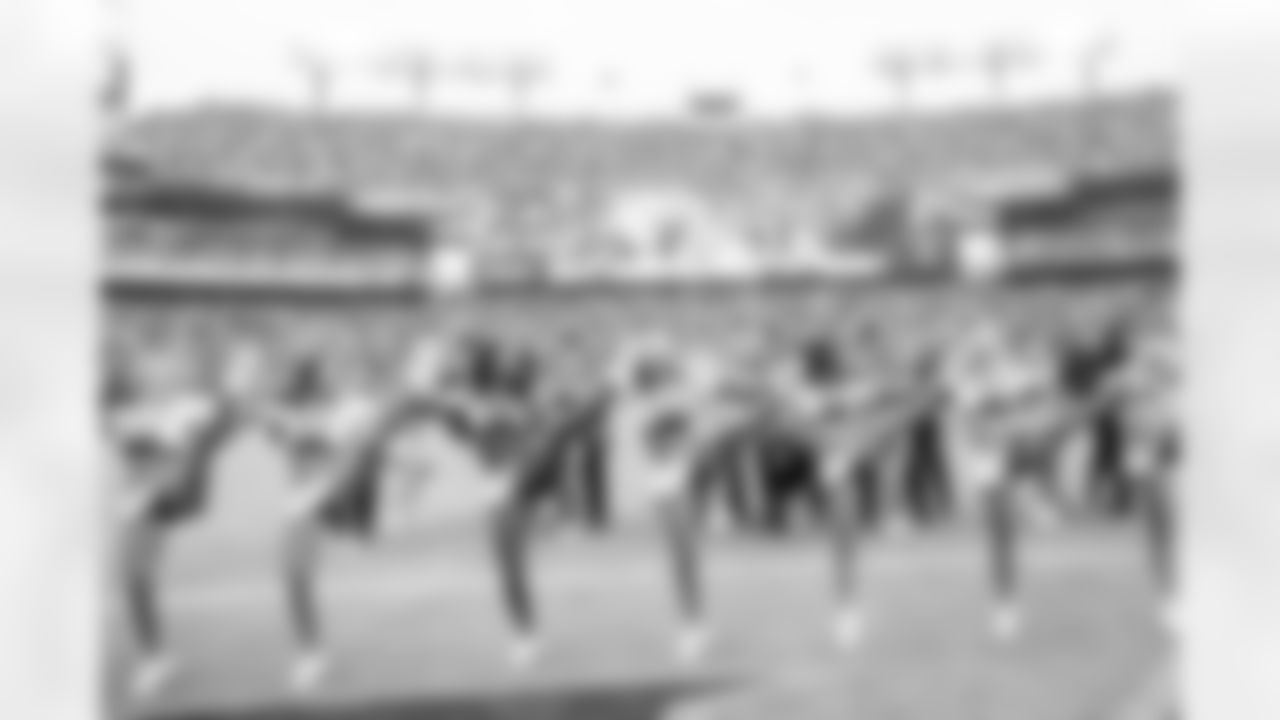 CHEER_VS_BILLS-119