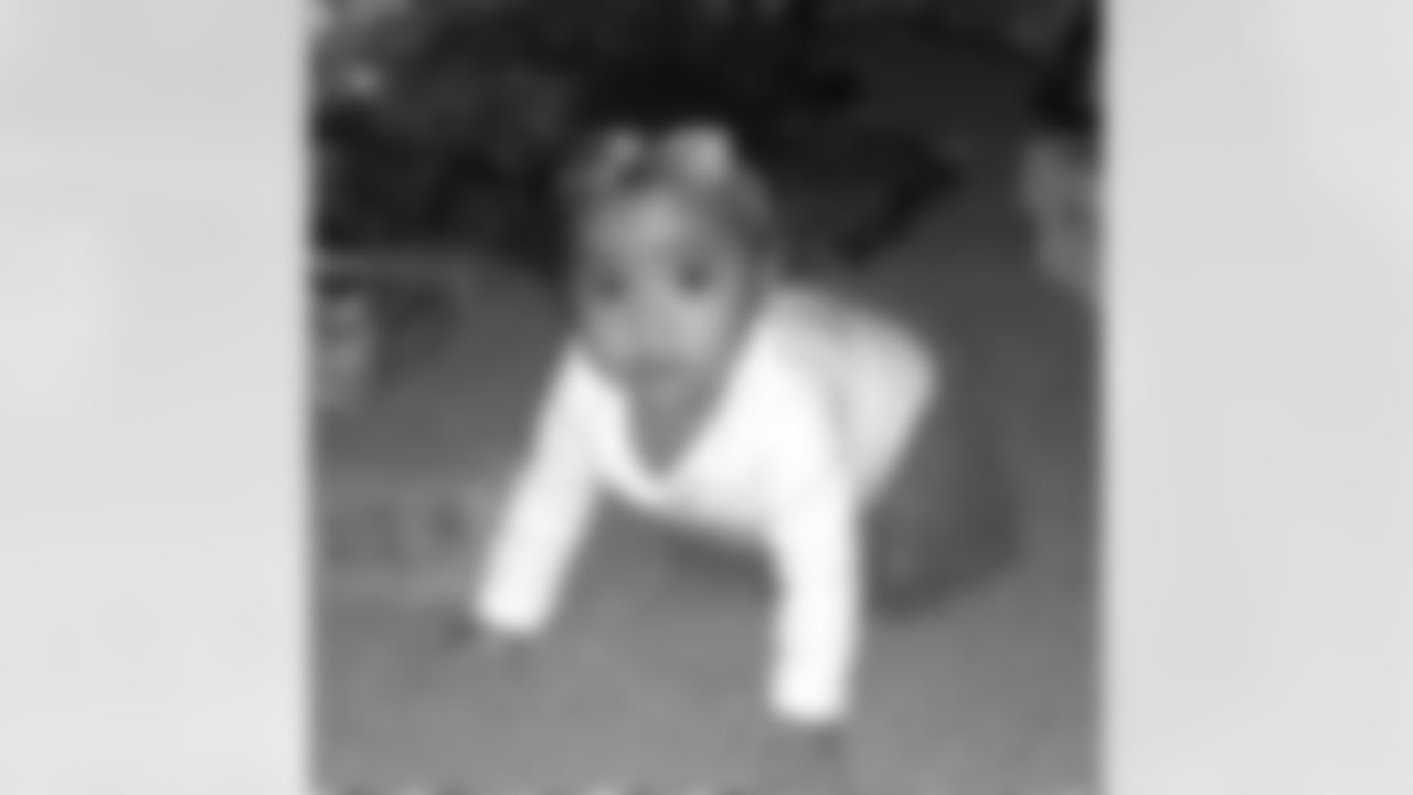 artj97 [Art Jones]: Baby in the headlights!!! Haha I love this little girl.