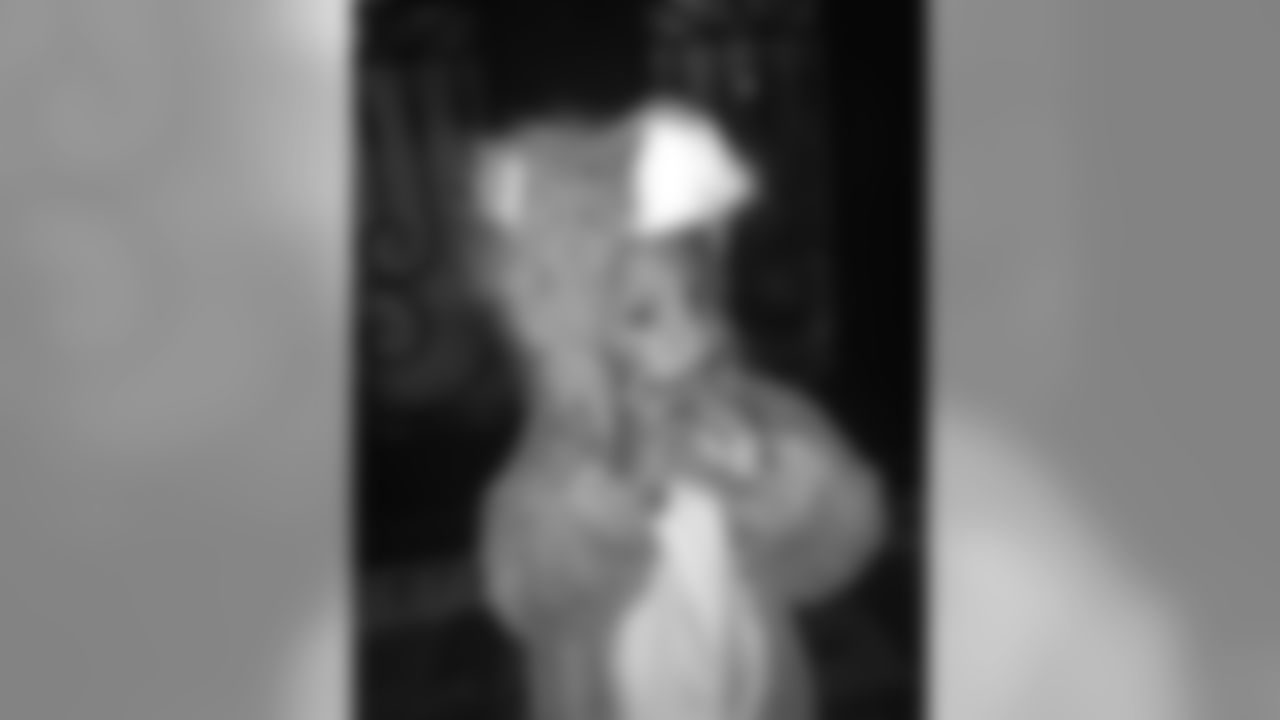 jpowers26 [Jerraud Powers]: He def gonna scare some people