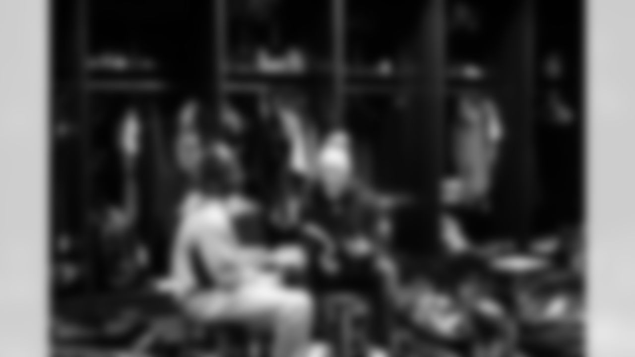 Following the heartbreaking loss of the AFC Championship game against the New England Patriots, the Ravens return to Baltimore to clean out their lockers.
