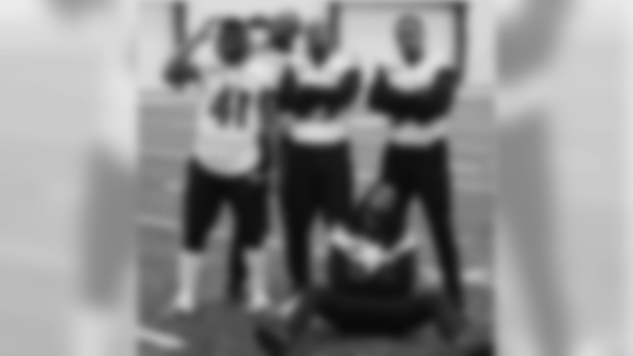 r.canady [Maurice Canady] Just me and a few of my friends #flocking