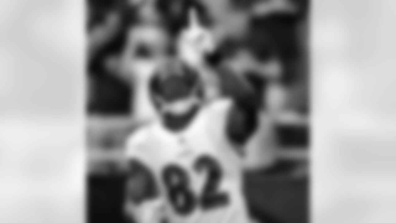 terrancewestbwi [Terrance West]: Wish you nothing but the best and a fast and speedy recovery big bro. You have my support and prayers @benjaminswatson (Benjamin Watson)