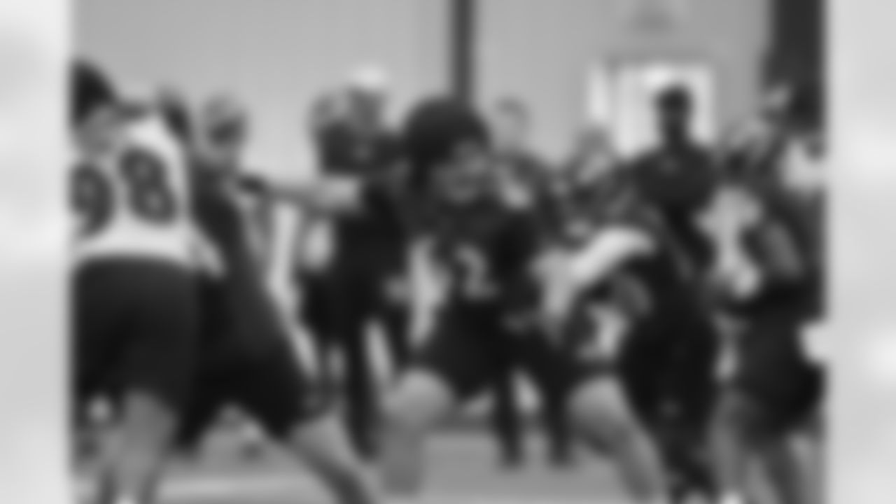 The Ravens rookies take the practice field during the 2022 Rookie Mini Camp.