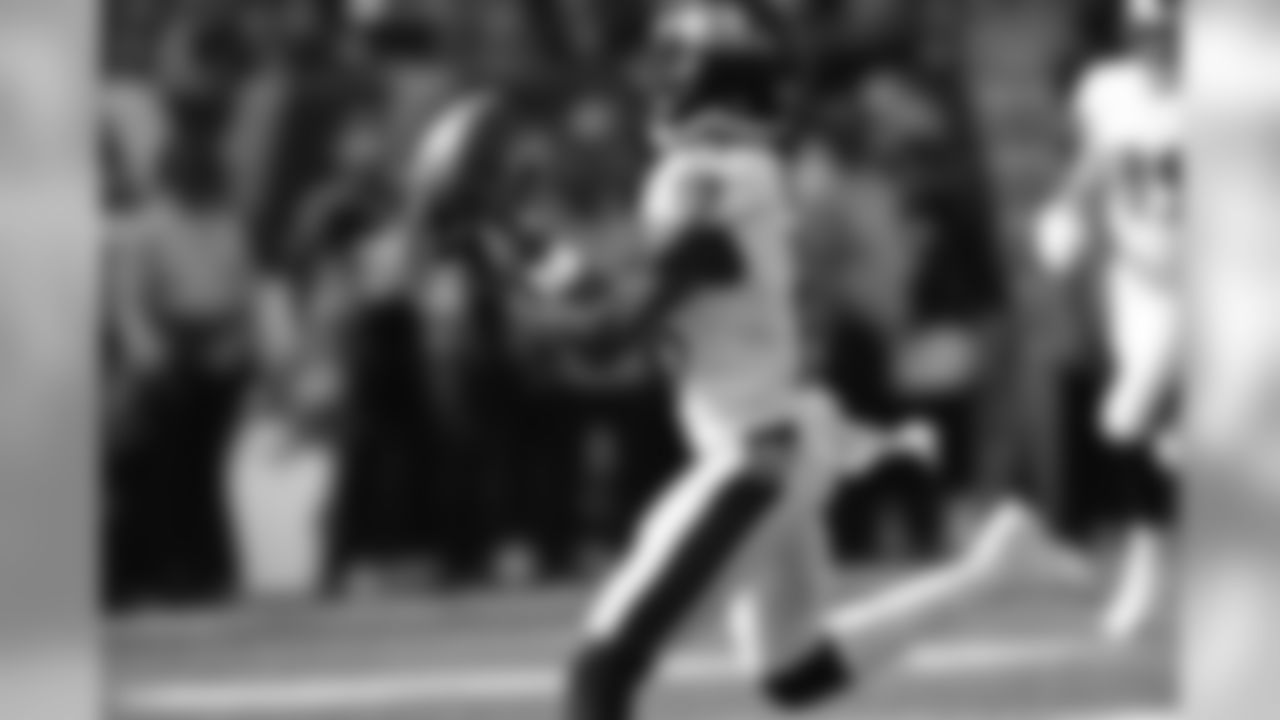 WR Marquise Brown