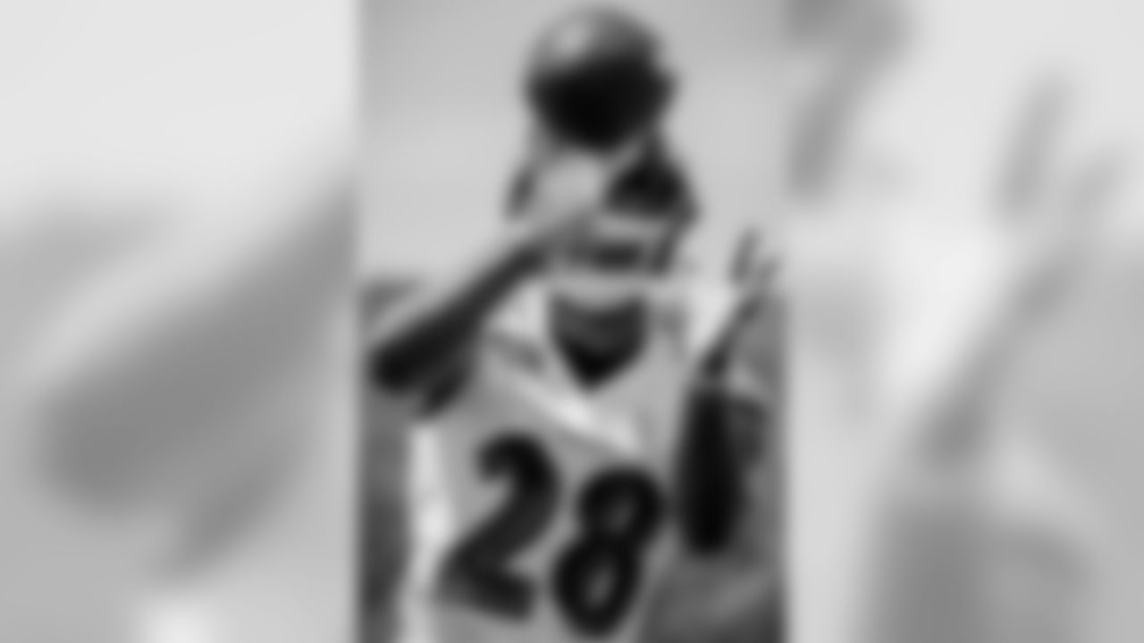 CB Justin Bethel