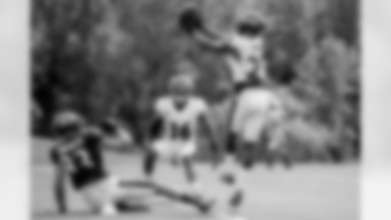 CB Tavon Young intercepts a pass intended for WR/RS Willie Snead IV