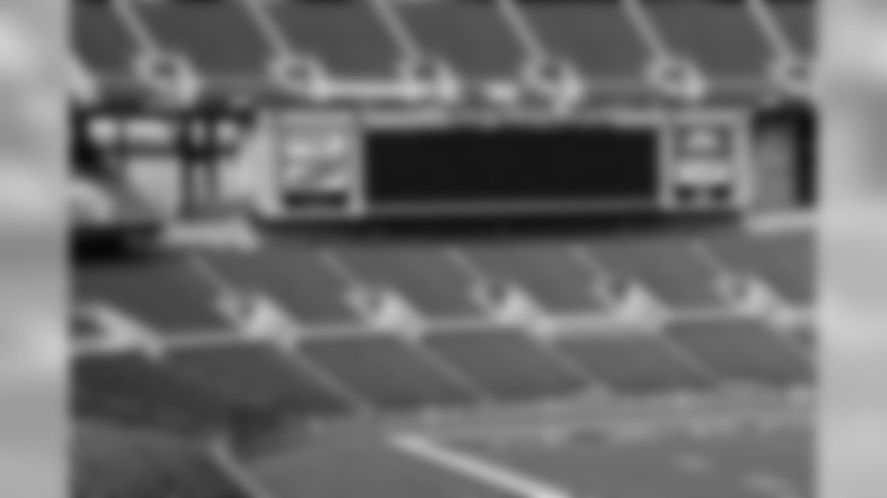 In order to significantly improve fans' in-game experience at M&T Bank Stadium, the Ravens and the Maryland Stadium Authority are going high-definition in 2010. As part of a new state-of-the-art upgrade, crews have been working diligently at M&T to comple