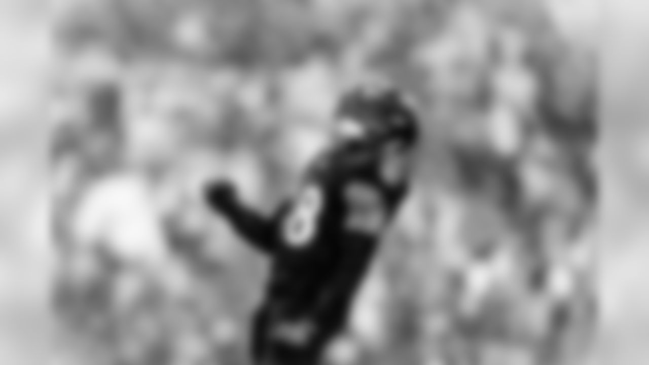 The Baltimore Ravens defeated the San Francisco 49ers by a score of 20-17 at M&T Bank Stadium on December 1, 2019 in Baltimore, MD.