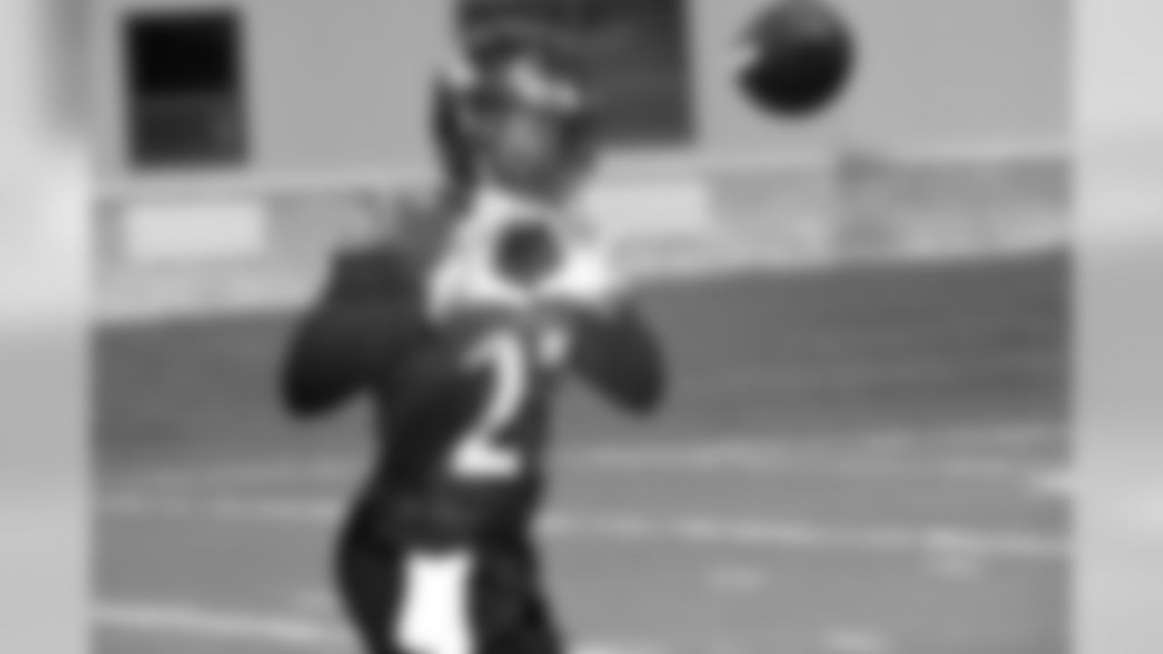CB/RS Cyrus Jones