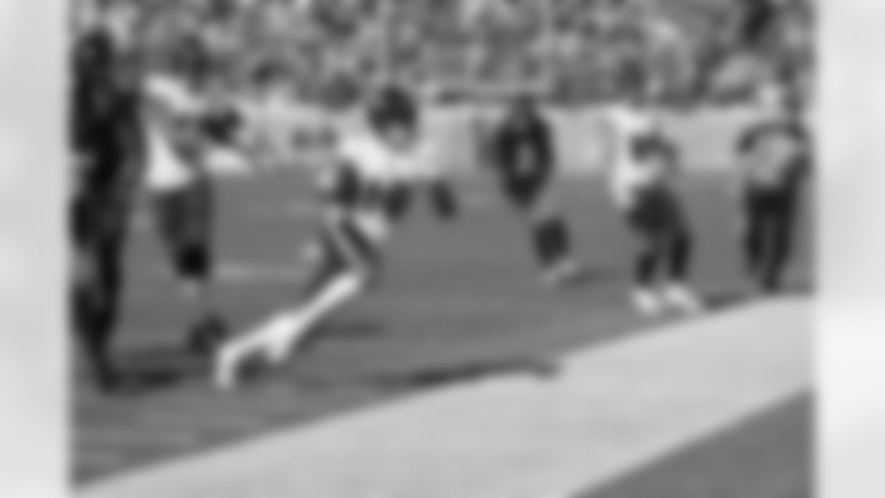 WR Demarcus Robinson