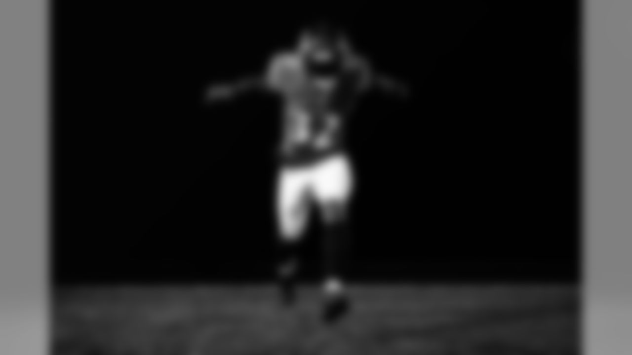 S DeShon Elliot