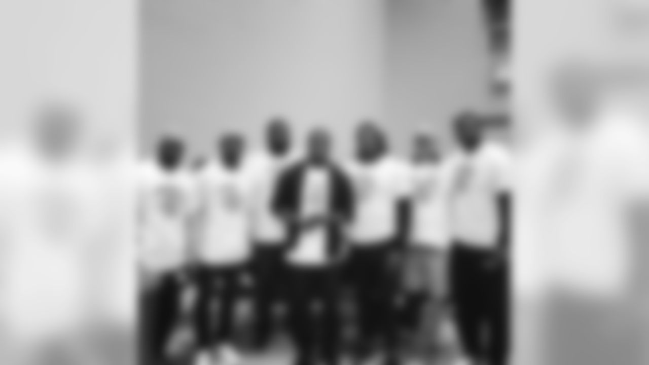 tytaylor2[Tyrod Taylor]: Great event by Jameel McClain and @chriscanty99 #53families