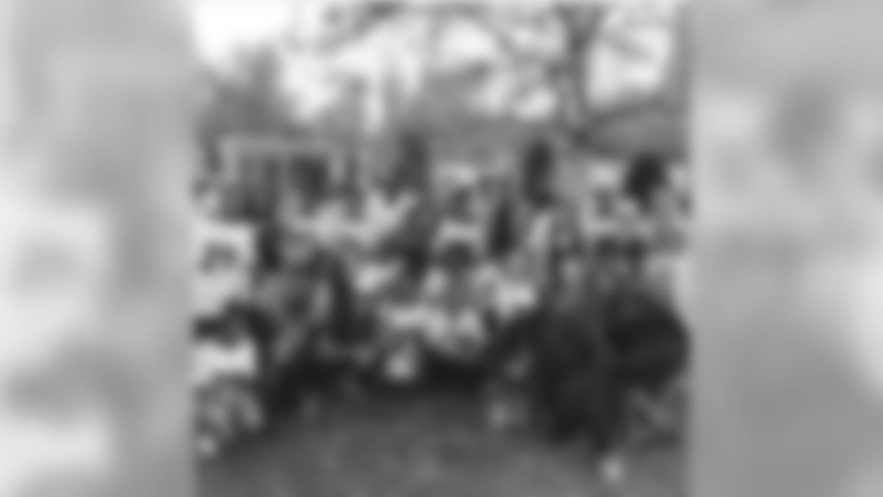 marlon_humphrey [Marlon Humphrey] A lot of family and a lot of friends at the game today..! Hate we couldn't get the win but thank you all for the support