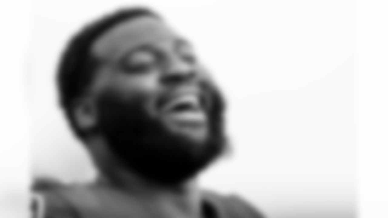 OT David Sharpe