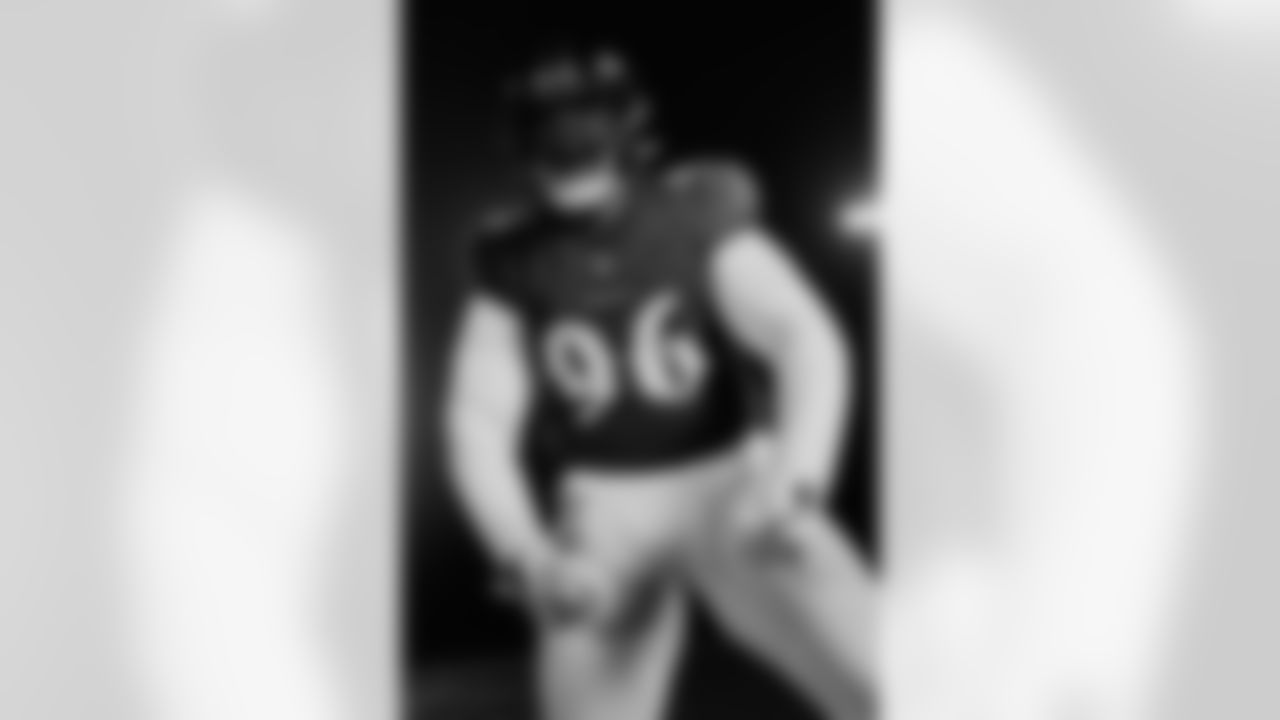 DT Broderick Washington
