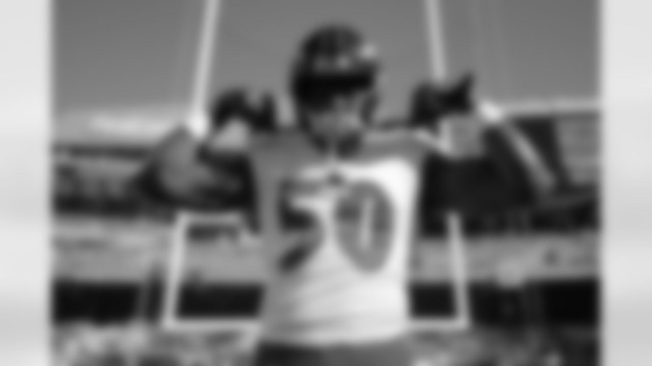 OLB Justin Houston