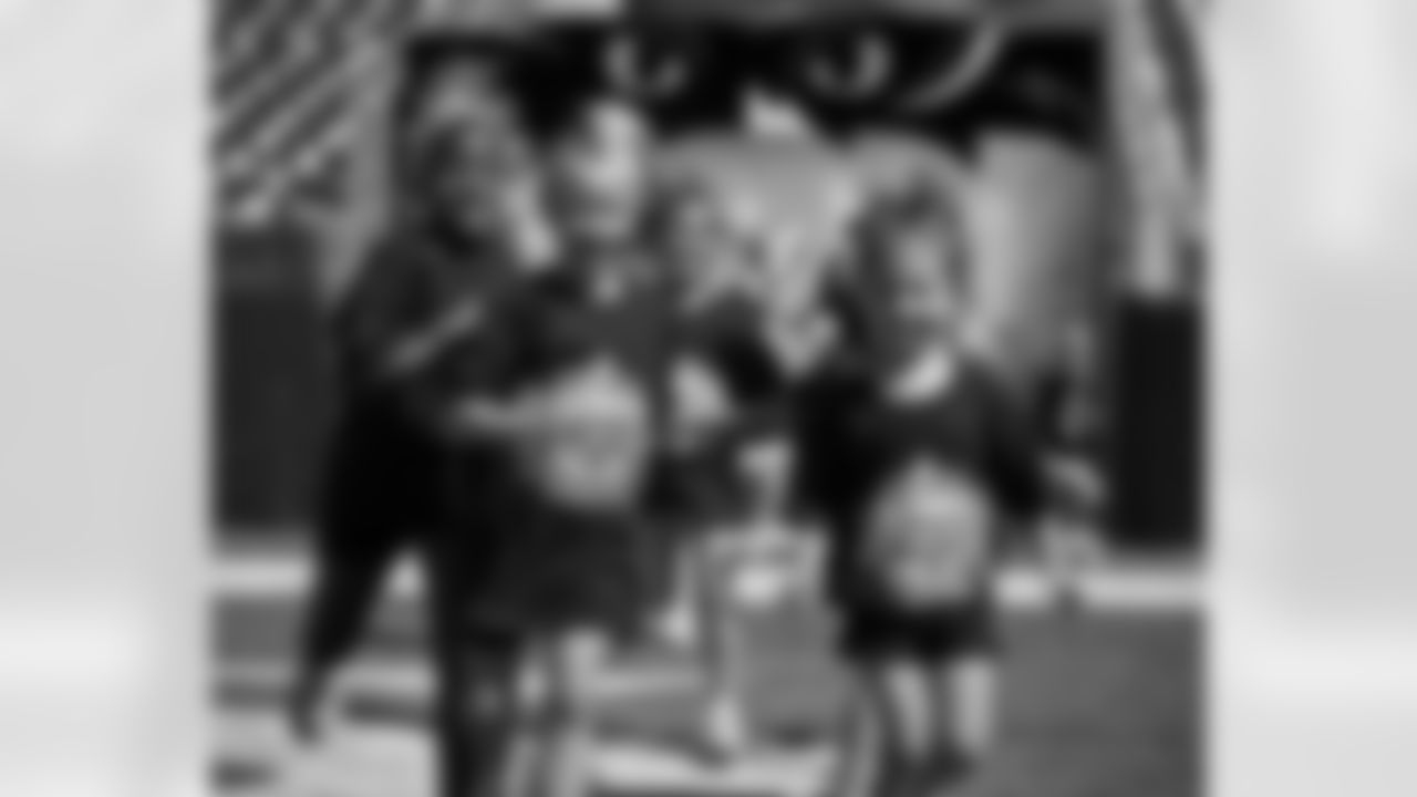 Some of the best shots from the 2011 Lil Ravens Cheerleading Camp held at M&T Bank Stadium.