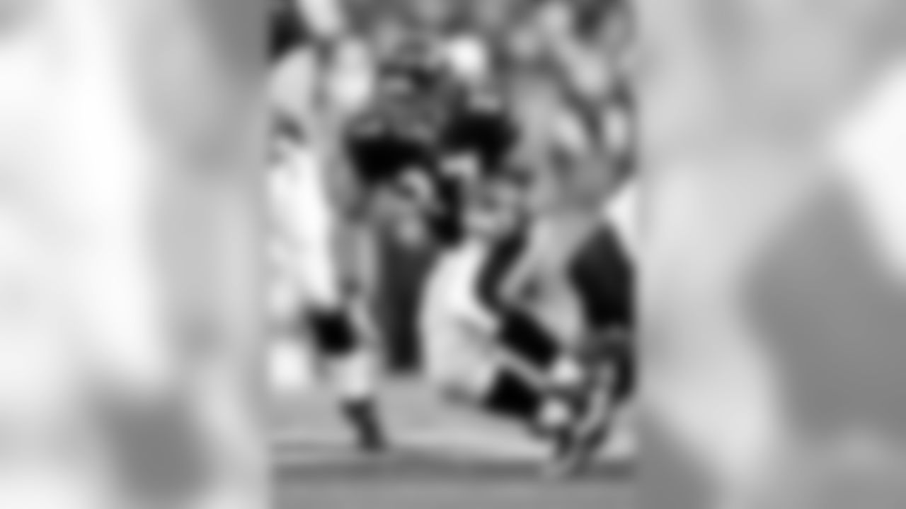 Images from the Ravens' 31-7 win over the visiting Chicago Bears in Week 15. The Ravens took an early lead in the snow-delayed game and never looked back as quarterback Joe Flacco threw four touchdowns and the defense didn't allow a Chicago score.