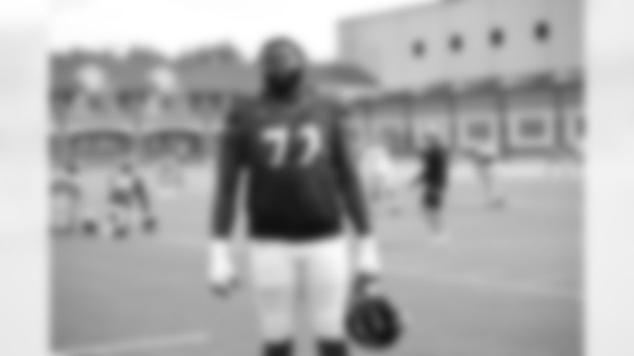 OT David Sharpe